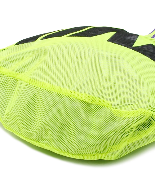 BEAMS BOY（ビームスボーイ）の「NIKE / リバーシブル トートバッグ（トートバッグ・レディース・オレンジ/ミント・ONE SIZE）」の4枚目の写真