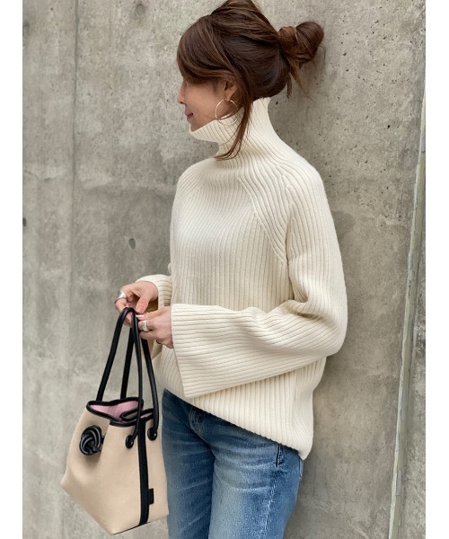 Day and Grade(デイアンドグレイド)の「ボトルネックリブニット(ニット/セーター・レディース・ホワイト・FREE)」の1枚目の写真