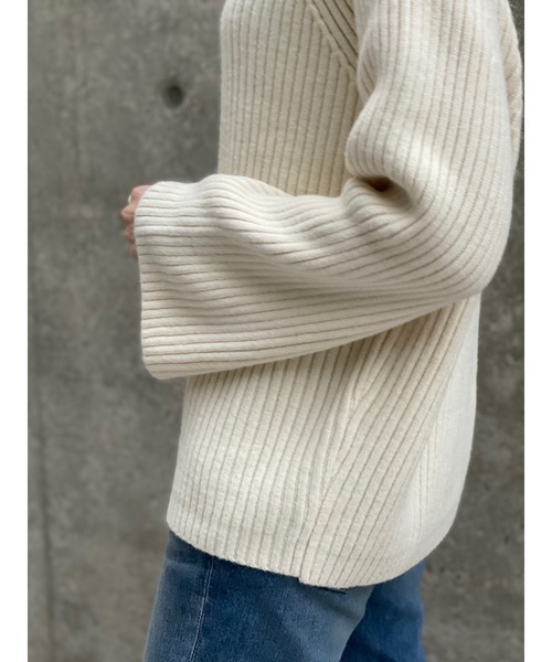 Day and Grade(デイアンドグレイド)の「ボトルネックリブニット(ニット/セーター・レディース・ホワイト・FREE)」の5枚目の写真