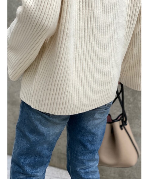 Day and Grade(デイアンドグレイド)の「ボトルネックリブニット(ニット/セーター・レディース・ホワイト・FREE)」の6枚目の写真