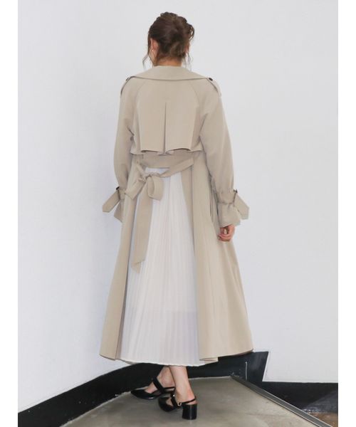 dazzlin（ダズリン）の「バックプリーツロングトレンチコート（トレンチコート・レディース・ベージュ/ブルー/その他1・SMALL/MEDIUM）」の5枚目の写真