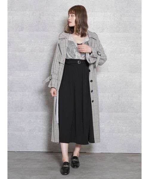 dazzlin（ダズリン）の「バックプリーツロングトレンチコート（トレンチコート・レディース・ベージュ/ブルー/その他1・SMALL/MEDIUM）」の8枚目の写真