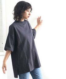 ゆるっとカジュアル。ミドル丈無地クルーネックビッグTシャツ
