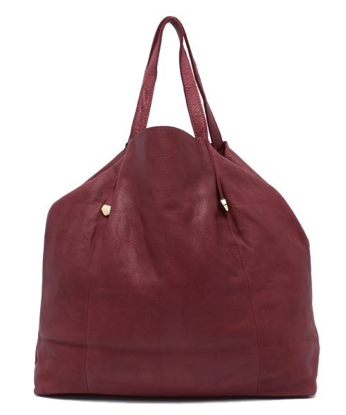ROSE BUD(ローズバッド)の「1311011A LEATHER SQUARE BAG W/CHAIN STR(ハンドバッグ・レディース・ブラック/バーガンディー/カモフラージュ・ONE SIZE)」の3枚目の写真