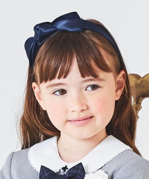 CHOPIN（ショパン）の「サテンリボンカチューシャ（カチューシャ・キッズ・ネイビー/ピンク/ホワイト・FREE）」の6枚目の写真