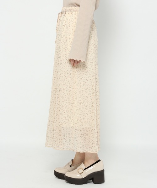 Heather(ヘザー)の「フラワーAラインロングスカート 874515(スカート・レディース・ホワイト系その他/ブラック系その他/ブルー系その他・FREE)」の7枚目の写真