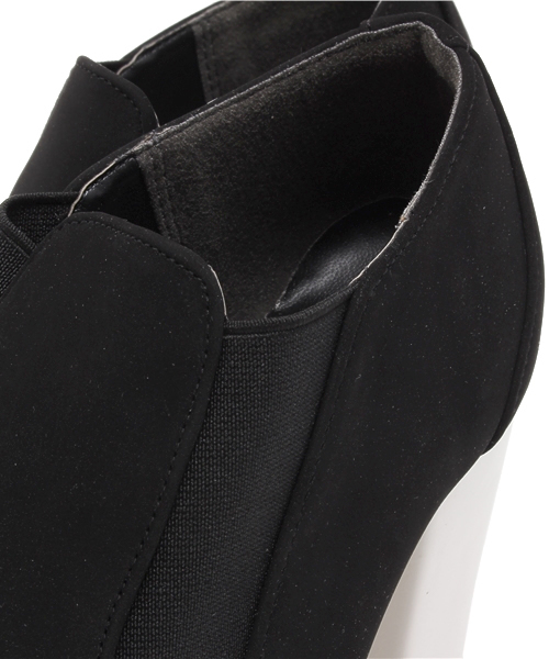 DISCOAT（ディスコート）の「【Discoat】ホワイトソールサイドゴアブーツ（ブーティ・レディース・ブラック/グレー・SMALL/MEDIUM/LARGE）」の7枚目の写真