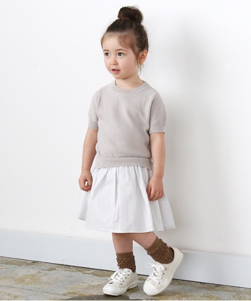 quoti use fith(クゥオティ ユース フィス)の「斜め編みニット切り替えワンピース(ワンピース・キッズ・ベージュ/グレー/チャコールグレー・100/130/110/120/90)」の3枚目の写真