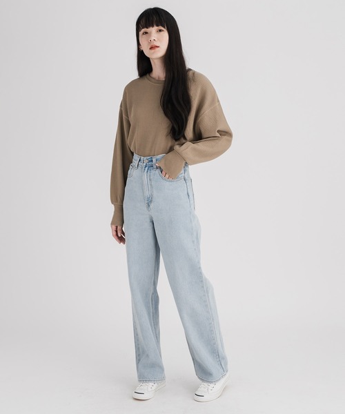 Levi's（リーバイス）の「HIGH LOOSE LOOSEY GOOSEY（デニムパンツ・レディース・ライトインディゴブルー・24inch/28inch/23inch/30inch/29inch/25inch/26inch/27inch）」の2枚目の写真