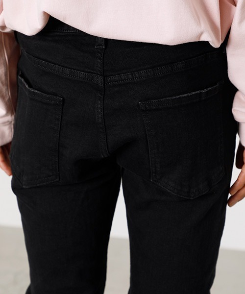 AZUL by moussy（アズールバイマウジー）の「VINTAGE REPAIR SKINNY/ビンテージリペアスキニー（デニムパンツ・メンズ・ブラック/ブルー・X-SMALL/X-LARGE/SMALL/MEDIUM/LARGE）」の9枚目の写真