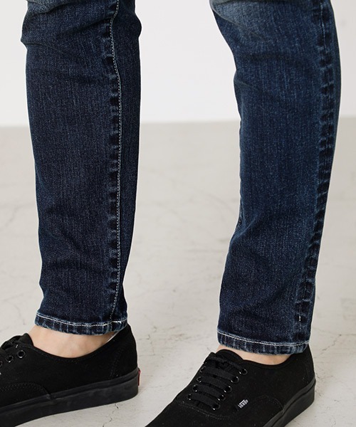 AZUL by moussy（アズールバイマウジー）の「VINTAGE REPAIR SKINNY/ビンテージリペアスキニー（デニムパンツ・メンズ・ブラック/ブルー・X-SMALL/X-LARGE/SMALL/MEDIUM/LARGE）」の18枚目の写真