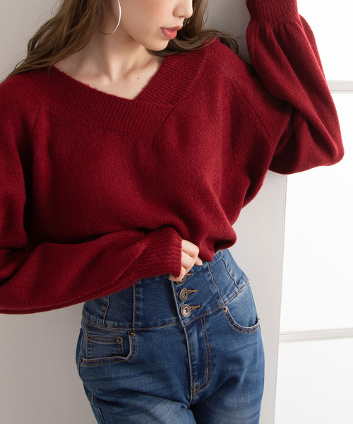 Newlyme（ニューリーミー）の「もちもち２ＷＡＹオフショルＶネックニットプルオーバー（ニット/セーター・レディース・ホワイト/ブラック/ベージュ/パープル/ブラウン/ピンク/ブルー/グリーン/ボルドー/ミント/モカ/グレイッシュベージュ/ロイヤルブルー・MEDIUM/LARGE/X-LARGE/SMALL）」の13枚目の写真