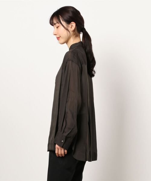 Mila Owen(ミラオーウェン)の「シアーセットアップシャツジャケット(シャツ/ブラウス・レディース・ピンク/チャコールグレー/アイボリー・1/0)」の4枚目の写真