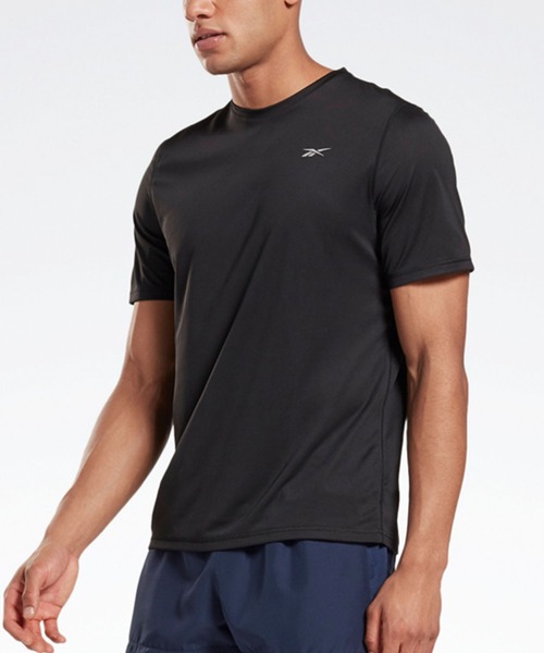 Reebok(リーボック)の「ランニング エッセンシャルズ シャツ / Running Essentials Shirt(Tシャツ/カットソー・メンズ・グレー/ライトブルー/グリーン/ブラック・LARGE/MEDIUM/SMALL/X-LARGE/X-SMALL/XXX-LARGE/XX-LARGE)」の2枚目の写真