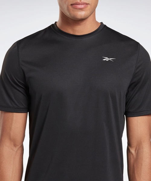 Reebok(リーボック)の「ランニング エッセンシャルズ シャツ / Running Essentials Shirt(Tシャツ/カットソー・メンズ・グレー/ライトブルー/グリーン/ブラック・LARGE/MEDIUM/SMALL/X-LARGE/X-SMALL/XXX-LARGE/XX-LARGE)」の16枚目の写真