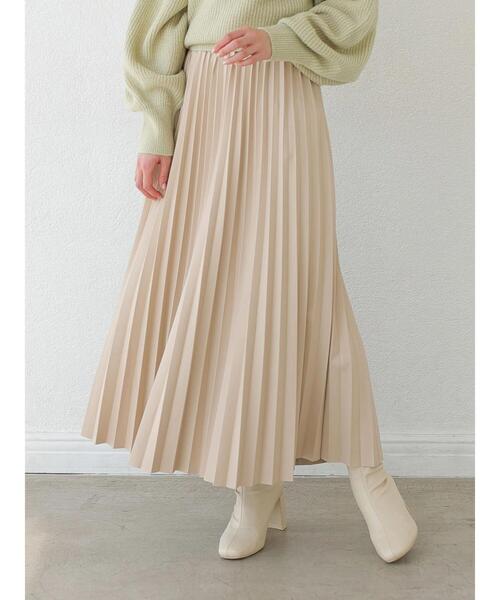 earth music&ecology（アースミュージックアンドエコロジー）の「フェイクレザープリーツスカート ＊（スカート・レディース・ピンクベージュ/アイボリー/グレイッシュベージュ/ベージュ・FREE）」の6枚目の写真