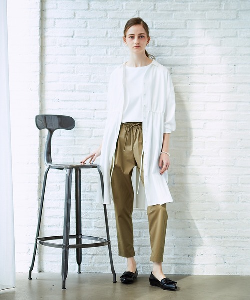 LE SOUK HOLIDAY（ルスークホリデー）の「タックテーパードパンツ（チノパンツ・レディース・ベージュ/ブラウン/ブラック/ネイビー/グリーン/カーキ/オレンジ・61/67/64）」の14枚目の写真