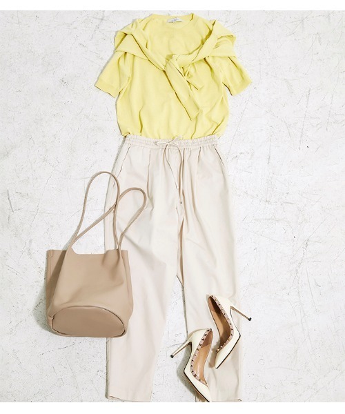 LE SOUK HOLIDAY（ルスークホリデー）の「タックテーパードパンツ（チノパンツ・レディース・ベージュ/ブラウン/ブラック/ネイビー/グリーン/カーキ/オレンジ・61/67/64）」の12枚目の写真