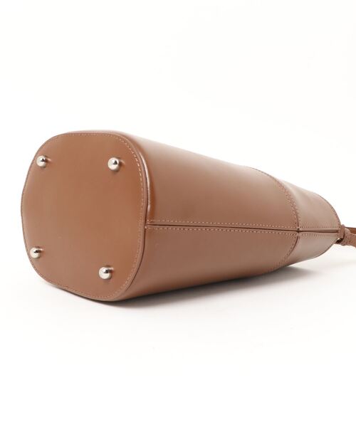 SHENERY（シーナリー）の「(YAHKI/ヤーキ)バケツバッグ（トートバッグ・レディース・ブラウン/レッド・FREE）」の4枚目の写真