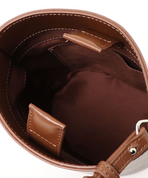 SHENERY（シーナリー）の「(YAHKI/ヤーキ)バケツバッグ（トートバッグ・レディース・ブラウン/レッド・FREE）」の5枚目の写真