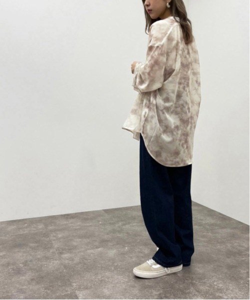 apres jour mignon（アプレジュールミニョン）の「タイダイ柄バンドカラーシャツ【ZOZOTOWN限定アイテム】（シャツ/ブラウス・レディース・ベージュ/ブラック/ブルー系その他・フリー/X-LARGE）」の20枚目の写真