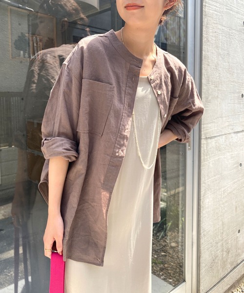 Omekashi（オメカシ）の「リネンノーカラー2WAYシャツ（シャツ/ブラウス・レディース・ブラウン/オフホワイト/ピンク/ブラック/オレンジ・FREE）」の4枚目の写真