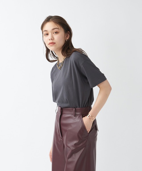 qualite(カリテ)の「リネンコットンアシメTシャツ(Tシャツ/カットソー・レディース・ホワイト/ライム/カーキ/チャコールグレー/ピンク・フリー)」の2枚目の写真