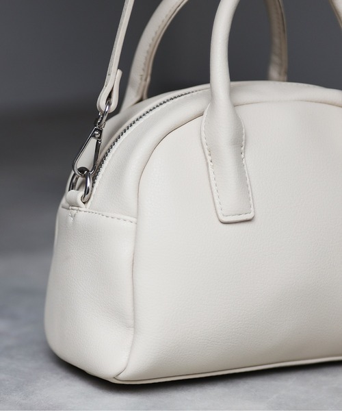 each（イーチ）の「2wayミニボストンバック（ボストンバッグ・レディース・ブラック/ベージュ/アイボリー・FREE）」の11枚目の写真