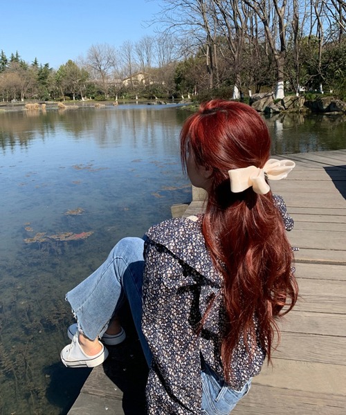 Jasmine Grandiflorum（ジャスミングランディフローラム）の「美脚フレアデニムパンツ（デニムパンツ・レディース・ブルー・MEDIUM/LARGE/SMALL）」の8枚目の写真