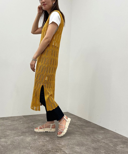 apres jour mignon(アプレジュールミニョン)の「透かし編みニットノースリワンピース【ZOZOTOWN限定アイテム】(ワンピース・レディース・マスタード/グリーン/ブラック/アイボリー・X-LARGE/フリー)」の1枚目の写真