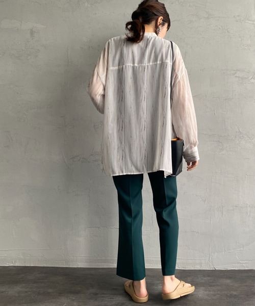 JF Ready Made（ジェイエフレディメイド）の「[Jf Ready Made/ジェイエフレディメイド] マーブル柄 バンドカラーシアーシャツ（シャツ/ブラウス・レディース・ベージュ/ブラック・F）」の7枚目の写真