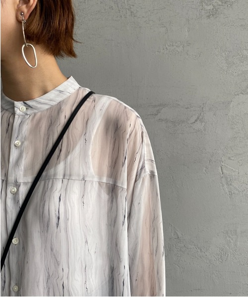 JF Ready Made（ジェイエフレディメイド）の「[Jf Ready Made/ジェイエフレディメイド] マーブル柄 バンドカラーシアーシャツ（シャツ/ブラウス・レディース・ベージュ/ブラック・F）」の21枚目の写真