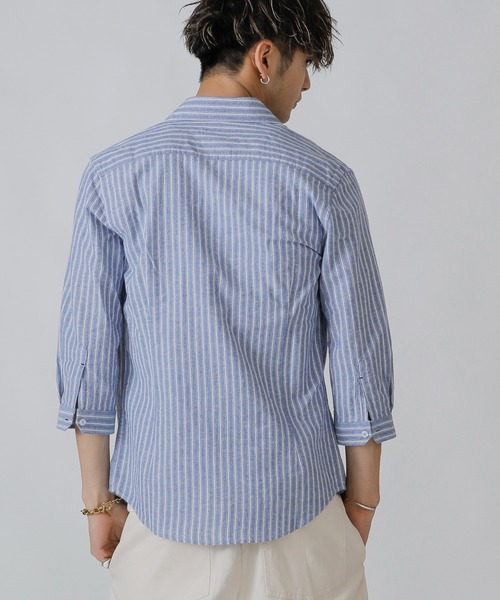 Beno(ビーノ)の「コットンリネン ストライプ ホリゾンタルカラー 7分袖シャツ(シャツ/ブラウス・メンズ・オフホワイト/ライトベージュ/ブルー・M/L/LL)」の7枚目の写真