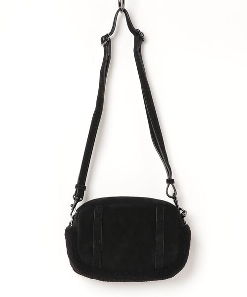 UGG（アグ）の「UGG Janey II UGG / アグ ジャニー ツー アグ（ショルダーバッグ・メンズ・ブラウン/ブラック・ONE SIZE）」の3枚目の写真