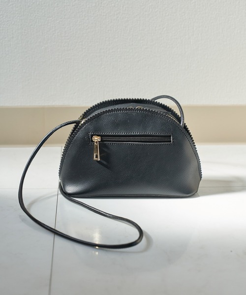 ROPE' PICNIC（ロペピクニック）の「スカラップラウンドミニショルダーバッグ（ショルダーバッグ・レディース・ブラック/ラベンダー・FREE）」の5枚目の写真