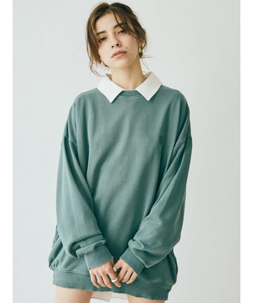 EVRIS（エヴリス）の「SUNNYピグメントオーバーサイズプルオーバー（スウェット・レディース・ブラック/ベージュ/パープル/グリーン/ボルドー・FREE）」の3枚目の写真