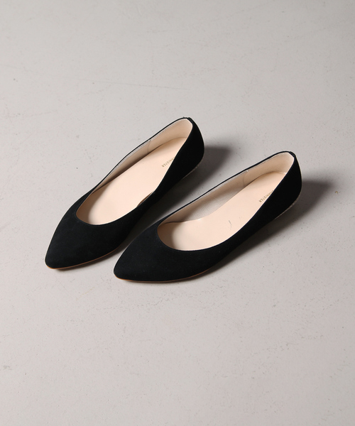 Au BANNISTER（オゥバニスター）の「【累計1万足突破！】ボロネーゼカッターパンプス（パンプス・レディース・ブラック/ネイビー/ピンクゴールド/グレー/グレイッシュベージュ・36/37/38/39/40/34/35）」の2枚目の写真