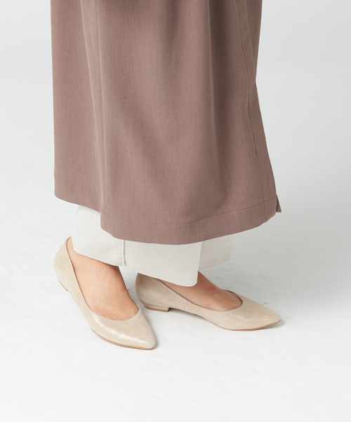 Au BANNISTER（オゥバニスター）の「【累計1万足突破！】ボロネーゼカッターパンプス（パンプス・レディース・ブラック/ネイビー/ピンクゴールド/グレー/グレイッシュベージュ・36/37/38/39/40/34/35）」の8枚目の写真