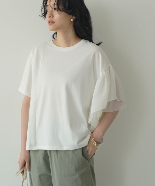 AMERICAN HOLIC(アメリカンホリック)の「ショルダーフリルカットプルオーバー(Tシャツ/カットソー・レディース・ネイビー/オフホワイト・L/M)」の1枚目の写真