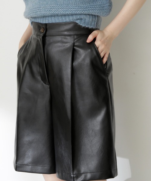 N.（N. Natural Beauty Basic）（エヌエヌナチュラルビューティーベーシック）の「◆フェイクレザーハーフパンツ（その他パンツ・レディース・ブラック/モカ・MEDIUM）」の15枚目の写真