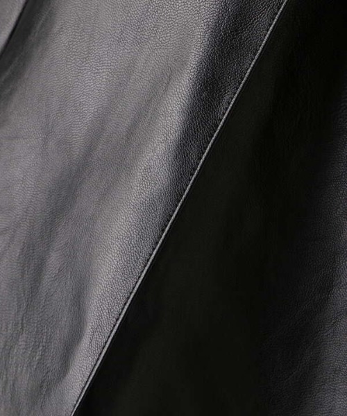 N.（N. Natural Beauty Basic）（エヌエヌナチュラルビューティーベーシック）の「◆フェイクレザーハーフパンツ（その他パンツ・レディース・ブラック/モカ・MEDIUM）」の19枚目の写真