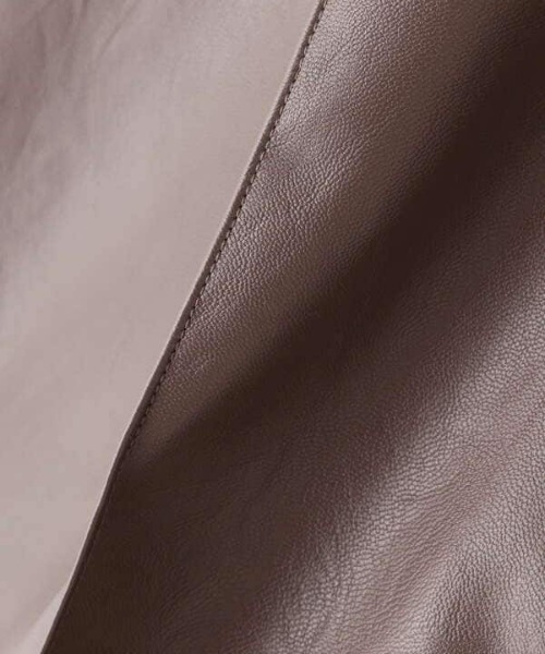 N.（N. Natural Beauty Basic）（エヌエヌナチュラルビューティーベーシック）の「◆フェイクレザーハーフパンツ（その他パンツ・レディース・ブラック/モカ・MEDIUM）」の21枚目の写真