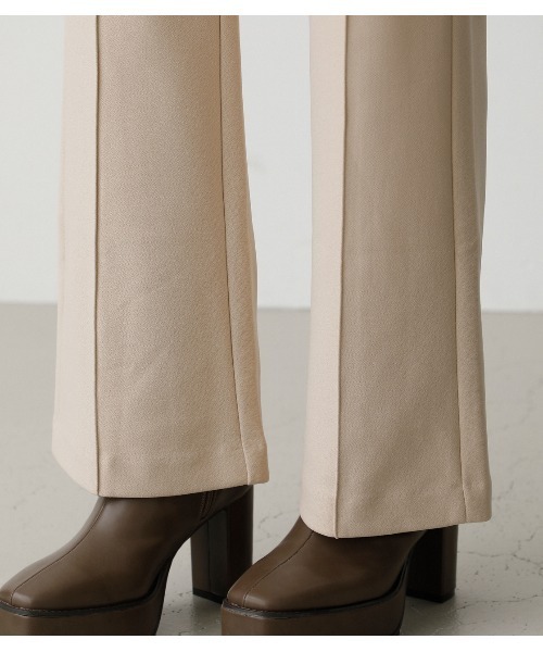 AZUL by moussy（アズールバイマウジー）の「VENUS PANTS/ヴィーナスパンツ（その他パンツ・レディース・ブラック/マジェンタ/ライトベージュ/ダークベージュ/ブルー・SMALL/MEDIUM）」の19枚目の写真