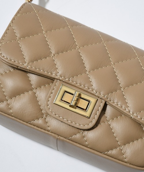 Johnbull Private labo（ジョンブルプライベートラボ）の「キルティングチェーンバッグ（ショルダーバッグ・レディース・ブラック/グリーン/ベージュ・FREE）」の17枚目の写真