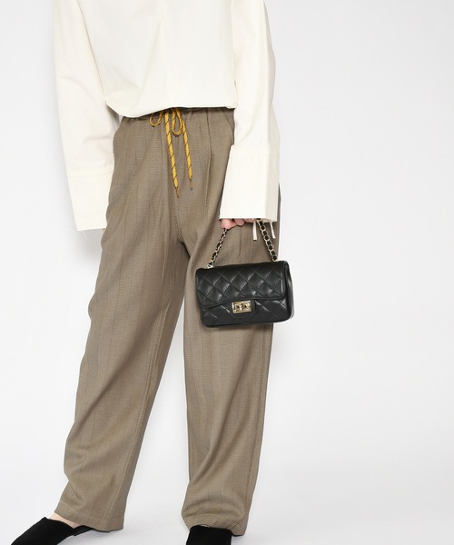 Johnbull Private labo（ジョンブルプライベートラボ）の「キルティングチェーンバッグ（ショルダーバッグ・レディース・ブラック/グリーン/ベージュ・FREE）」の6枚目の写真