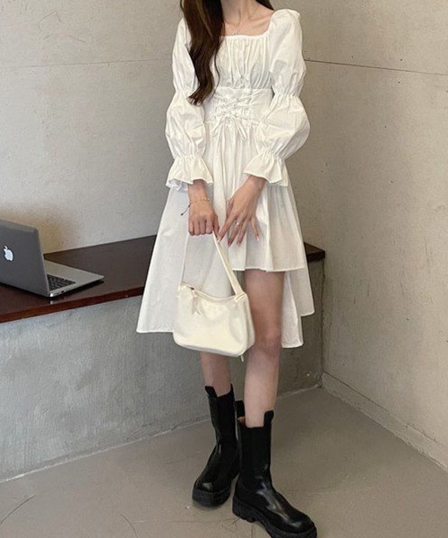 meJane(ミージェーン)の「コルセットベルトアシンメトリーワンピース(ワンピース・レディース・ホワイト/ブラック・FREE)」の10枚目の写真