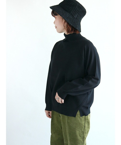 Lugnoncure（ルノンキュール）の「前身畦編みニット（ニット/セーター・レディース・オフホワイト/ブラック/グリーン・ﾌﾘ-）」の2枚目の写真