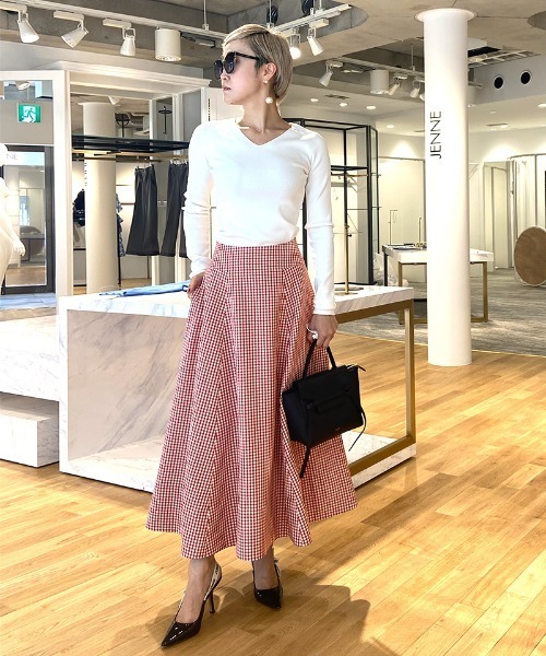 ウエスト切替デザイン　フレアスカート