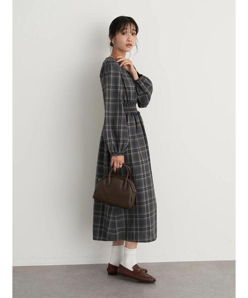 earth music&ecology(アースミュージックアンドエコロジー)の「チェックウエストシャーリングワンピース*(ワンピース・レディース・グレー/ブラウン/ベージュ・FREE)」の8枚目の写真
