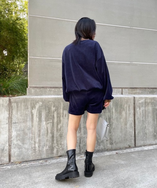 WHO'S WHO gallery(フーズフーギャラリー)の「【SLOPPY/スロッピー】ベロアショートパンツ(その他パンツ・レディース・ダークグリーン/ネイビー/ブラウン/グレー・FREE)」の17枚目の写真
